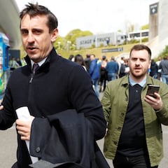 Neville alienta las protestas contra los Glazer: "El estadio se pudre, la ciudad deportiva no es top y no ganamos en años"