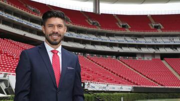 Así fue el primer día de Oribe Peralta como rojiblanco