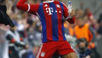 Thiago Alc&aacute;ntara celebra el triunfo.