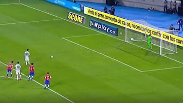 El homenaje de Messi a Maradona en su penalti