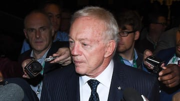 Jerry Jones went to court with a woman claiming to be his daughter, arguing over the validity of a settlement agreement he’d made with her mother in 1998.