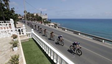 Las mejores imágenes de la 8ª etapa de la ronda española de 173 Km que ha transcurrido entre las localidades de Santa Pola y La Manga del Mar Menor.
