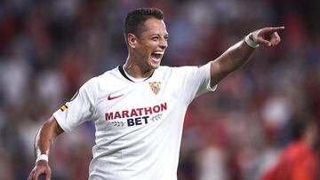 Chicharito Hern&aacute;ndez, jugador del Sevilla.