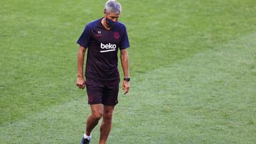 Lisbon (Portugal), 13/08/2020.- Barcelona head coach Quique Setien during the training session of Barcelona in Lisbon, Portugal, 13 August 2020. Barcelona will face Bayern Munich in an UEFA Champions League quarter final match on 14 August in Lisbon. (Lig