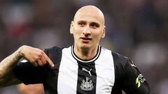 "Si te atornillaran la cabeza, podrías jugar en el Barcelona"