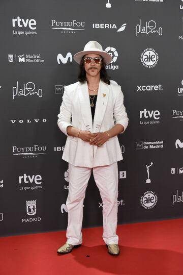 Oscar Jaenada posa a su llegada a la 10ª edición de los Premios Platino del cine Iberoamericano.