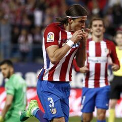 Filipe Luis: "Llegamos al derbi en nuestro mejor momento"