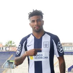 Oficial: Carlos Ascues ficha por Alianza Lima