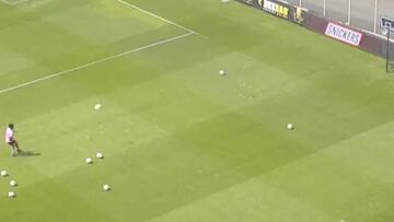 Cuadrado y su cesta a 16 metros