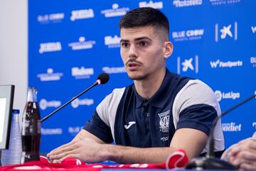 Belman, portero del Leganés, durante su presentación.