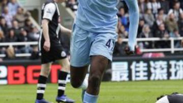Yaya Toure celebrando un gol con el City.