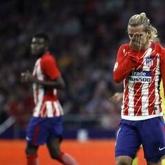 Bacca castiga al Cholo