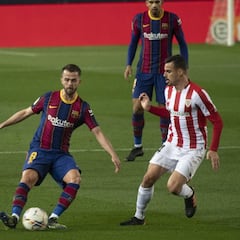 Pjanic no encuentra su hábitat