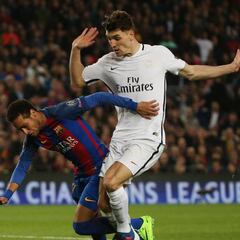 Meunier, del PSG, bromea con el mensaje de Piqué sobre Neymar