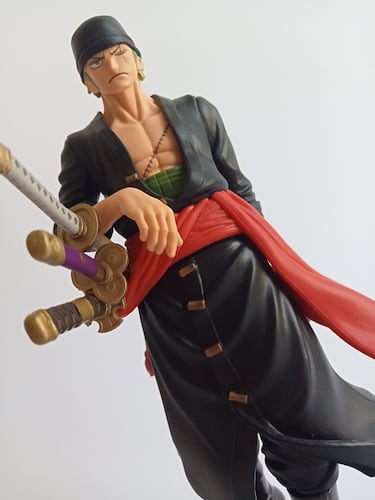 ‘One Piece’ y el desgarrador enfrentamiento entre Zoro y Mihawk en dos magníficas figuras Banpresto