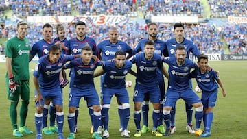 Formación del Getafe en el último partido del playoff de ascenso. En círculo, Molina, Damiány Portillo, los únicos supervivientes.