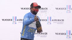 30/04/21  CICLISMO
 VUELTA CICLISTA A ASTURIAS 2021 
 PRIMERA ETAPA OVIEDO - POLA DE LENA 185 KM
 NAIRO QUINTANA GANADOR PODIO