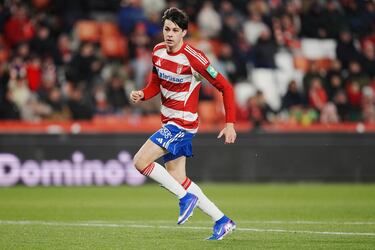 Aprobados y suspensos del Granada: otro bodrio perpetrado y pitos para Luca Zidane