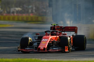 El piloto monegasco de Ferrari rompió el motor y tuvo que dejar la sesión