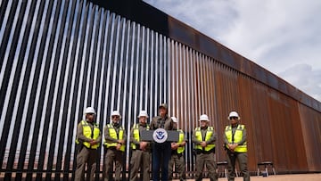 La Secretaria de Seguridad Nacional de los Estados Unidos informa que se pintará el muro fronterizo de color negro.