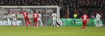 1-0. Çalhanoglu anotó el primer tanto.