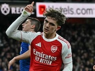 Arsenal's English midfielder #56 Max Dowman celebrates scoring their late second goal during the English Premier League football match between Arsenal and Everton at the Emirates Stadium in London on March 14, 2026. (Photo by Ben STANSALL / AFP) / RESTRICTED TO EDITORIAL USE. No use with unauthorized audio, video, data, fixture lists, club/league logos or 'live' services. Online in-match use limited to 120 images. An additional 40 images may be used in extra time. No video emulation. Social media in-match use limited to 120 images. An additional 40 images may be used in extra time. No use in betting publications, games or single club/league/player publications. /
