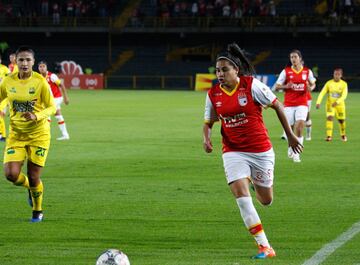 Las Leonas golearon ante 10.000 aficionados que llegaron a El Campín.