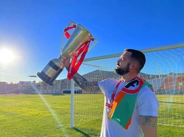 El goleador del momento se confiesa y revela un conflicto con su ex DT: “No habló de frente”