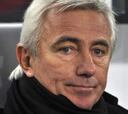 Van Marwijk sustituye a Fink como técnico del Hamburgo