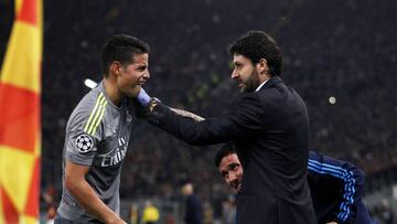 James gets his shoulder popped back in during R Madrid v Roma