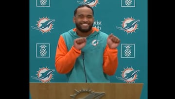 Dolphins quarterback Tua Tagovailoa is being compared to Drake with his new look, but he isn't so convinced about it. Still, he did a good impression!