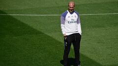 Zidane niega su renovación y evita hablar de Cristiano