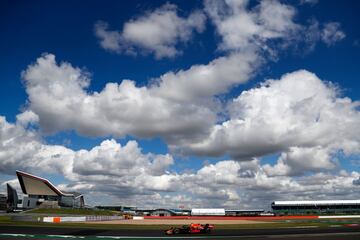 Las mejores imágenes de la pole de Hamilton en Silverstone