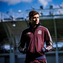 Riquelme: “Mi gran ídolo es Iniesta”