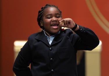 Ainhoa Rosero canta el segundo premio del Sorteo Extraordinario de la Lotería de Navidad 2022.