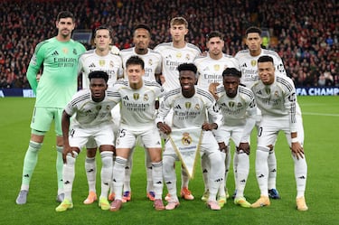 Once inicial del Real Madrid. Thibaut Courtois, Álvaro Carreras, Éder Militão, Dean Huijsen, Federico Valverde, Jude Bellingham, Aurelien Tchouameni, Arda Güler, Vinicius, Eduardo Camavinga y Kylian Mbappé.