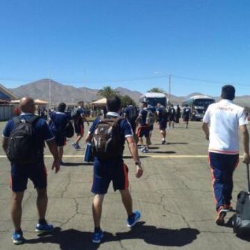 La U viajó a El Salvador para la primera fecha.