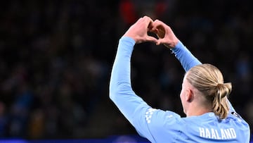 Erling Haaland guió al Manchester City a asegurar su boleto a la siguiente ronda en Champions League y de paso le cumplió a una promesa a Didier Drogba.