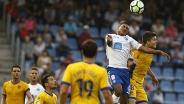 El Tenerife remonta al Alcorcón un partido loco