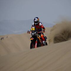 El Dakar pierde a su campeón