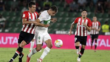 Vivian con Vencedor ante Boyé.