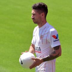 El Sevilla sólo venderá a Montiel por más de lo que le costó