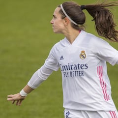Marta Cardona y sus trucos de magia en el Real Madrid