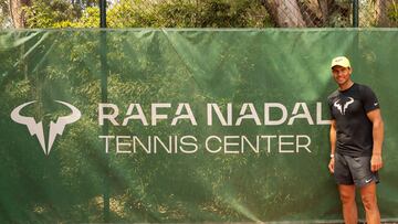 Rafa Nadal visita el Rafa Nadal Tennis Center en Sani, Grecia