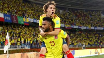 Juan Quintero y Miguel Borja en un partido de la Selección Colombia