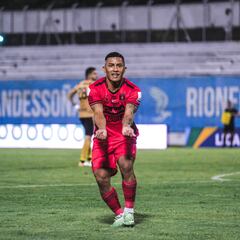 Cristian Barrios: “La estatura no lo es todo en el fútbol”