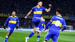 BUENOS AIRES, ARGENTINA - AUGUST 06: Oscar Romero of Boca Juniors celebrates after scoring the first goal of his team during a match between Boca Juniors and Platense as part of Liga Profesional 2022 at Estadio Alberto J. Armando on August 6, 2022 in Buenos Aires, Argentina. (Photo by Marcelo Endelli/Getty Images)