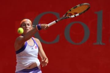 Mariana Duque es la Colombia que continua con vida en el certamen. Avanzó a segunda ronda tras vencer a Timea Babos [7] (HUN), número 89 del mundo, por 6-4, 6-7 (10) y 6-3.