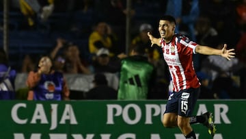 Guadalajara's midfielder #15 Erick Gutierrez celebrates his team's second goal during the Liga MX Apertura tournament football match between America and Guadalajara at the Ciudad de los Deportes Stadium in Mexico City on September 13, 2025. (Photo by YURI CORTEZ / AFP)