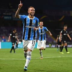 Un gol de Everton pone a Gremio en el camino del Madrid